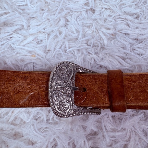 UNBRANDED tooled Brown Leather western Belt with Silver Buckle - Picture 3 of 11
